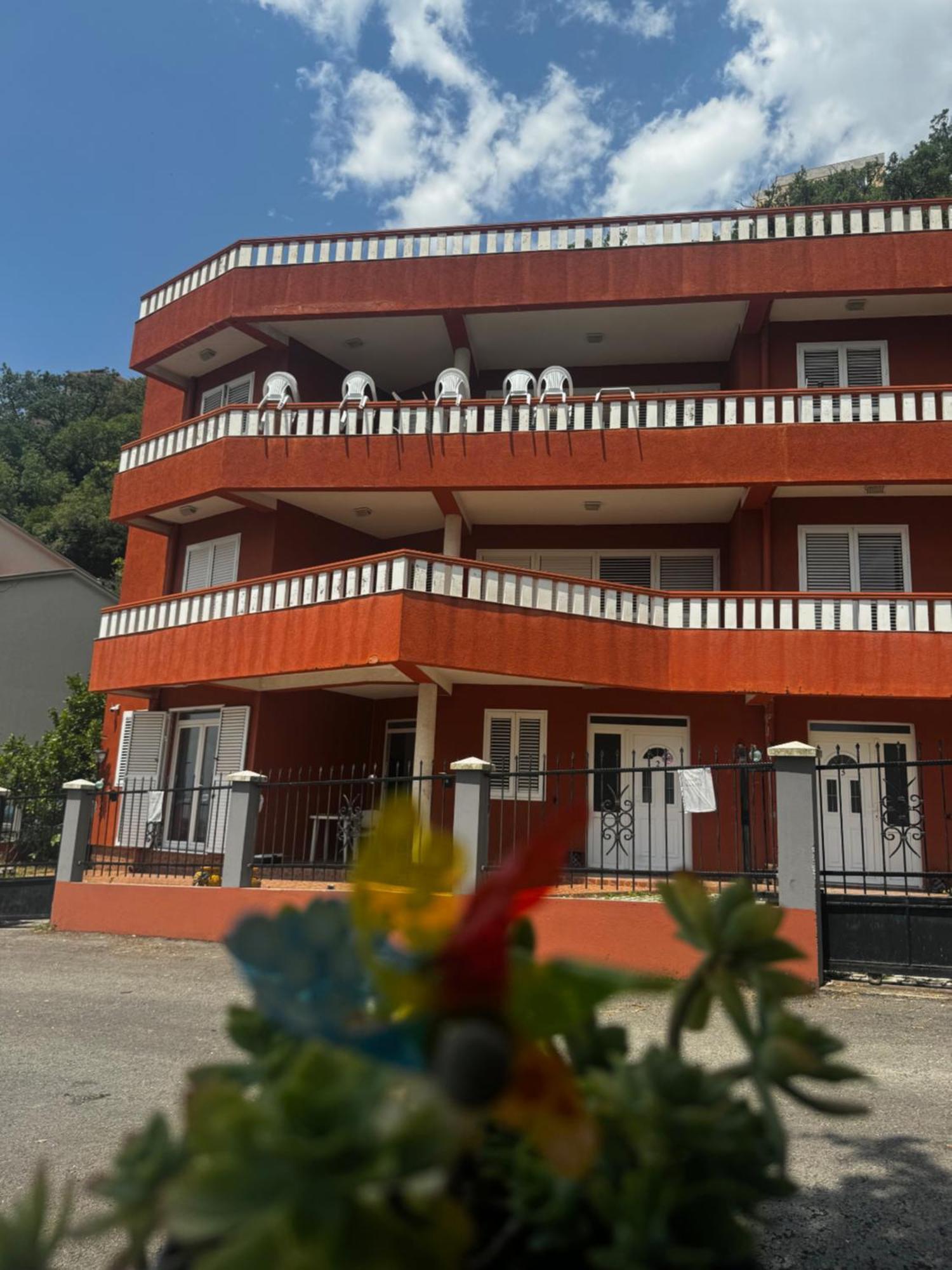 Budva Felix Suites מראה חיצוני תמונה