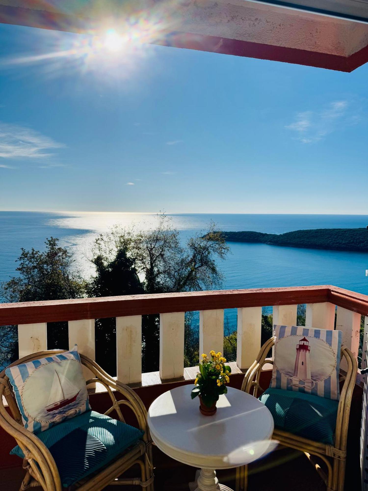 Budva Felix Suites מראה חיצוני תמונה