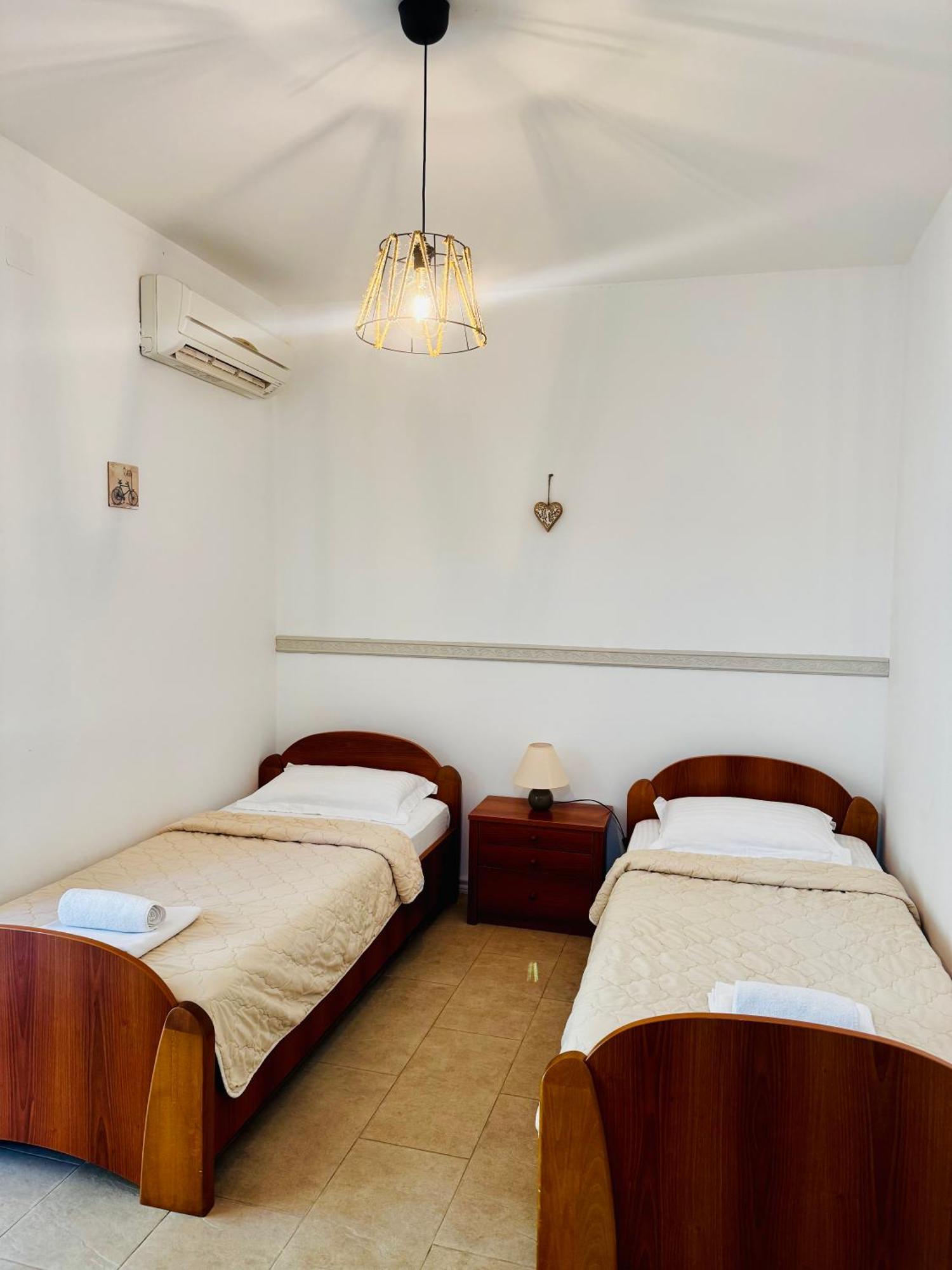 Budva Felix Suites מראה חיצוני תמונה